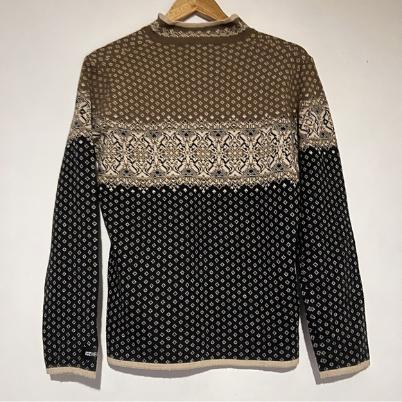 Icewear Black and Brown Patterned Women's Sweater - Picture 7 of 10